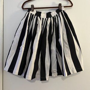 GHOST SKATER SKIRT IN BLACK & WHITE STRIPES - VIXEN BY MICHELINE PITT